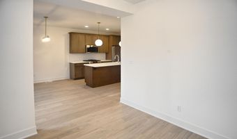 5 W Golfwood Rd, Beverly Shores, IN 46301