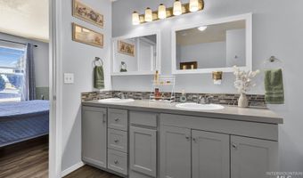 12986 Adelaide St, Caldwell, ID 83607