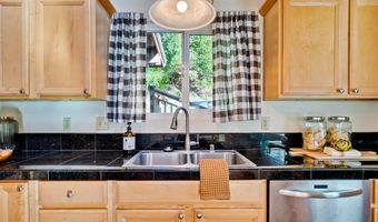 851 Burns Ave, Aptos, CA 95003