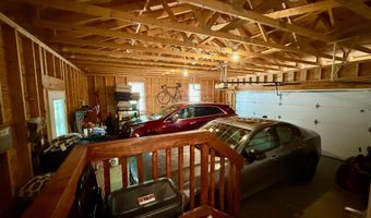1 Pine Cone Dr, Alfred, ME 04002