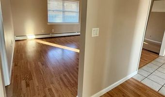 70 Carroll Ave 307, Newport, RI 02840
