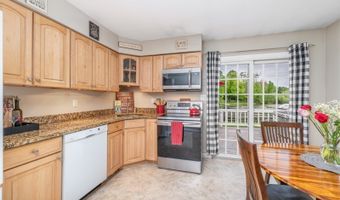 5 Emerald Dr, Alloway, NJ 07422