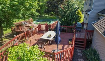 5 Smith Pl, Cheshire, CT 06410