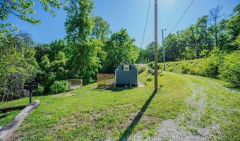 22 Randa Smith Rd, Beattyville, KY 41311
