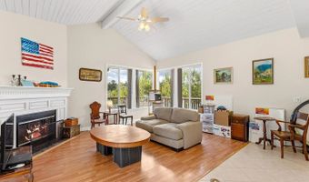 2557 Live Oak Park Rd, Fallbrook, CA 92028