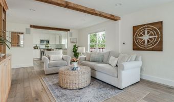 430 Hillcrest Dr, Aptos, CA 95003