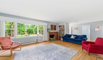 2687 Apple Way, Ann Arbor, MI 48104