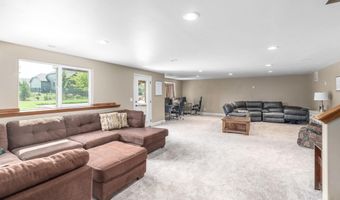 812 N Fairoaks Pl, Andover, KS 67002