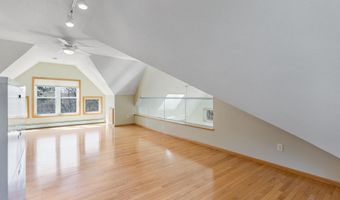 1342 Stagecoach Trl S, Afton, MN 55001