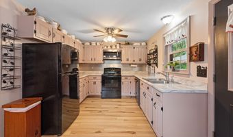 85 Lakeview Ave, Bristol, NH 03222