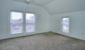 708 E El Norte Pkwy, Escondido, CA 92026