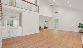 10630 Timberstone Rd, Alpharetta, GA 30022