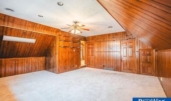 2105 N St St, Aurora, NE 68818