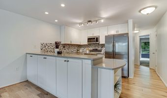 1140 LAKE HERON 2A, Annapolis, MD 21403