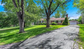 425 Bush Dr, Ballwin, MO 63021