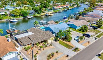 727 FLAMINGO Dr, Apollo Beach, FL 33572