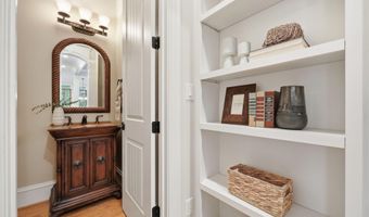 2097 Van Gogh Ln, Apex, NC 27539