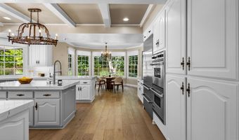 29340 Castlehill Dr, Agoura Hills, CA 91301