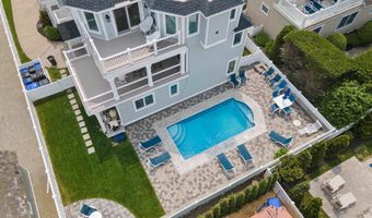 135 77th St, Avalon, NJ 08202