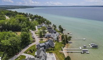 9214 Myrtle Ln, Alden, MI 49612