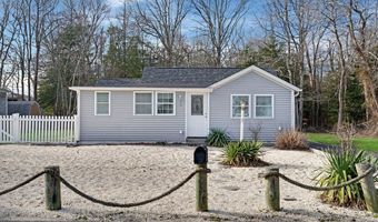300 Hurley Ave, Bayville, NJ 08721