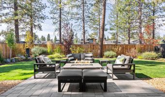 1185 NW Singleton Pl, Bend, OR 97703
