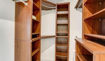 4659 LAMBERT Dr, Alexandria, VA 22311