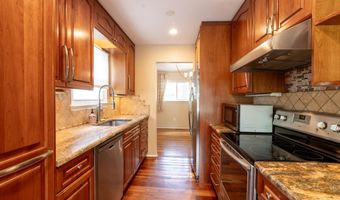 202 HARDY Pl, Rockville, MD 20852