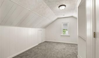 180 Broadway St, Austin, IN 47102
