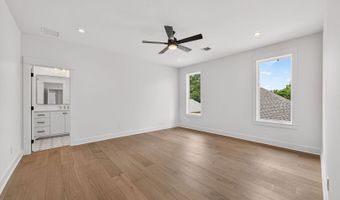 255 CLAYWELL Dr, Alamo Heights, TX 78209