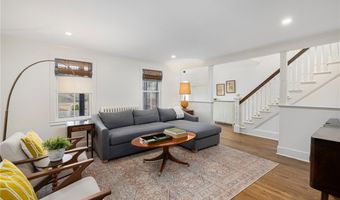23 Mt. Vernon St, Newport, RI 02840