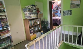 404 Worth St, Ackley, IA 50601