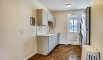 2502 LANGSTON Blvd 2, Arlington, VA 22201