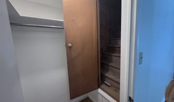 711 S Simon St, Ada, OH 45810