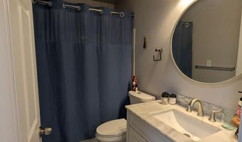 5181 BALLYCASTLE Cir, Alexandria, VA 22315