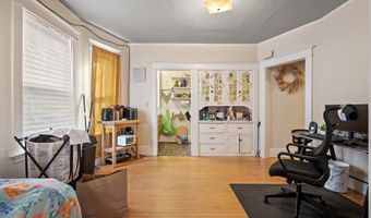 284 French St, Bangor, ME 04401