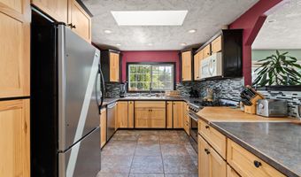 2140 N Valley View Rd, Ashland, OR 97520