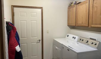 223 Coronet St, Angola, IN 46703