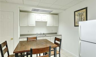 577 Warren Ave, East Providence, RI 02914