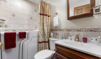 3628 Nautilus Trl, Aurora, OH 44202