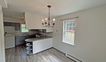 37 Liberty St, Clinton, CT 06413