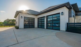 109 Ambrosia Ln, Heath, TX 75032
