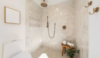 2040 Kanakanui Rd, Kihei, HI 96753