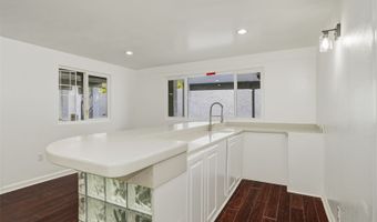 47-544 Hakuhale St, Kaneohe, HI 96744