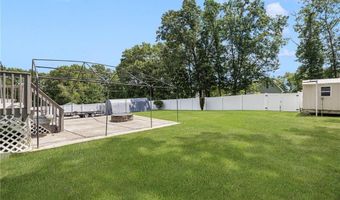 27 Tartaglia St, Johnston, RI 02919