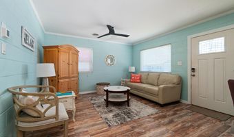 207 E Terminal Blvd, Atlantic Beach, NC 28512