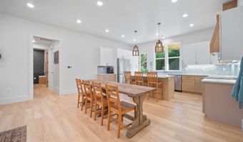 305 FIR Rd, Ariel, WA 98603