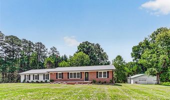 819 Sawyersville Rd, Asheboro, NC 27205