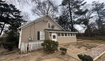 491 N LATHAM St N, Alexandria, VA 22304