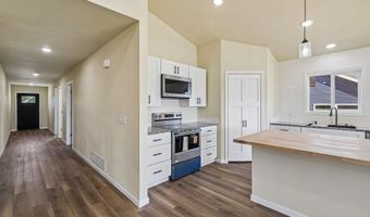 997 Bell Cir, Arlington, WI 53911